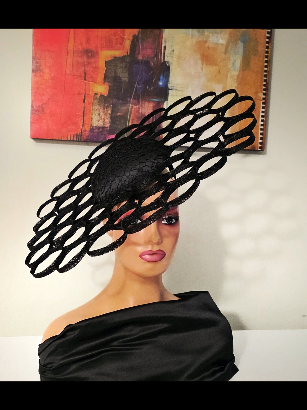 Avant-Garde Black Circle Mesh Fascinator Hat - Picture 4 of 4